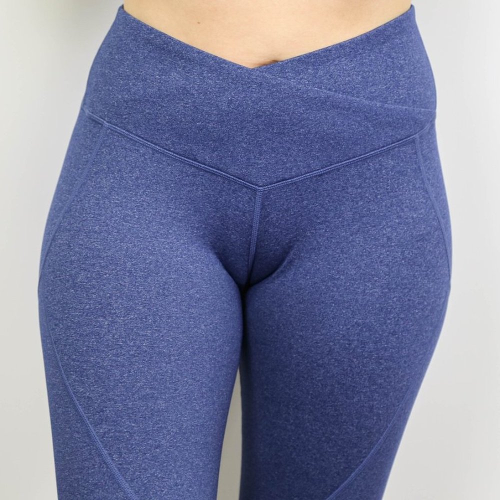 BLX THE LABEL - FEARLESS V-WAIST LEGGINGS IN JEAN BLUE